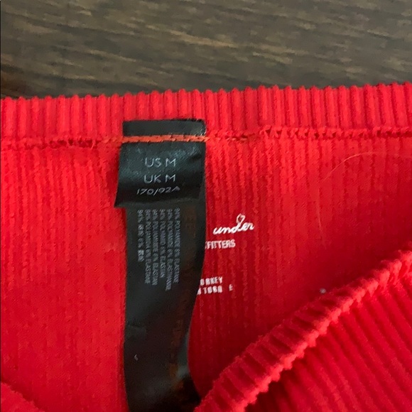 red urban outfitters crop top - Picture 2 of 2